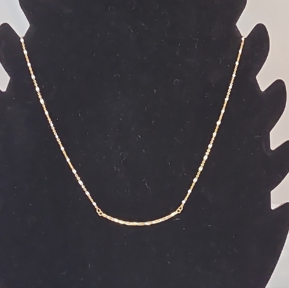 Elegant Gold Chain Necklace with subtle white beads - Picture 7 of 7